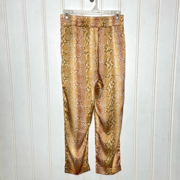 BEACH RIOT Avery High Waist Cropped Pant Size XS Golden Snakeskin Print Satin 79 - Picture 3 of 7